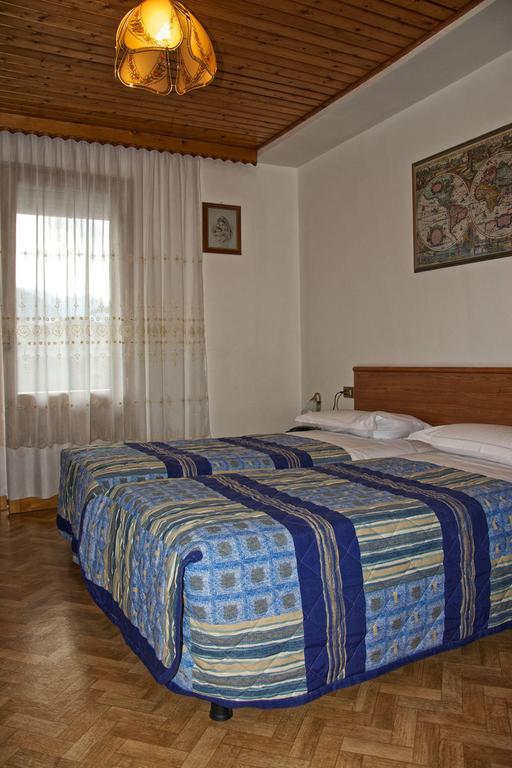 Albergo Ristorante Iris Auronzo di Cadore Room photo