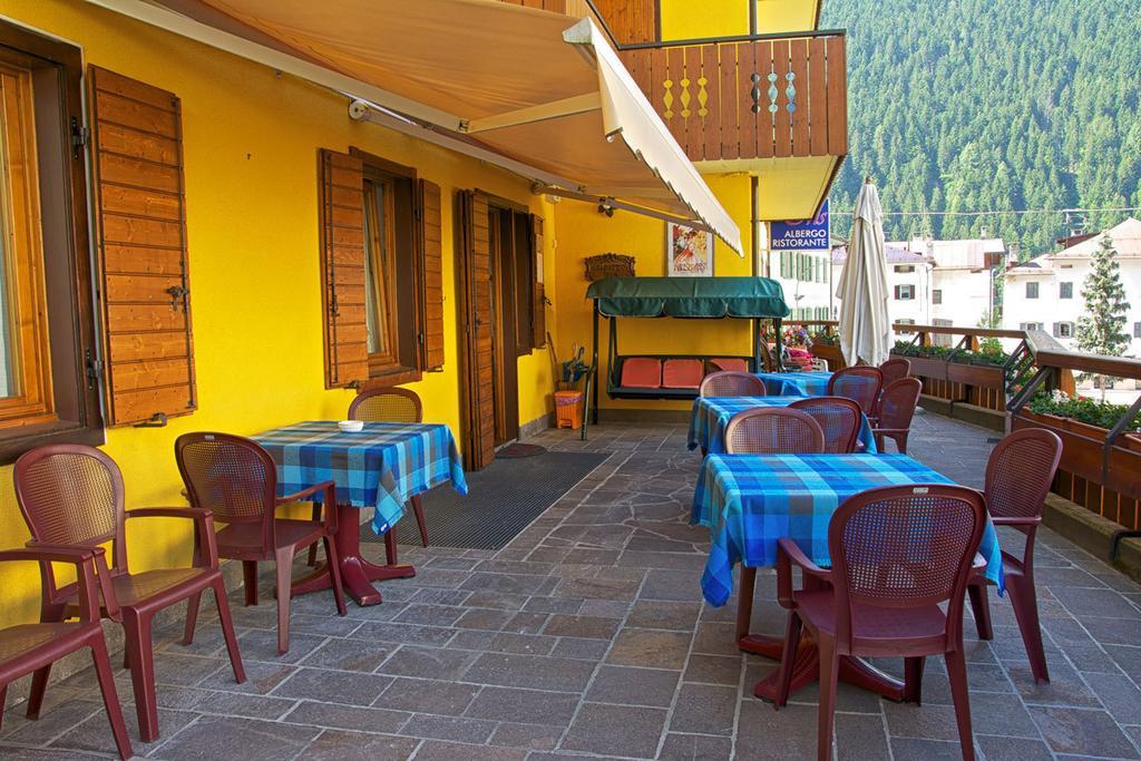 Albergo Ristorante Iris Auronzo di Cadore Exterior photo
