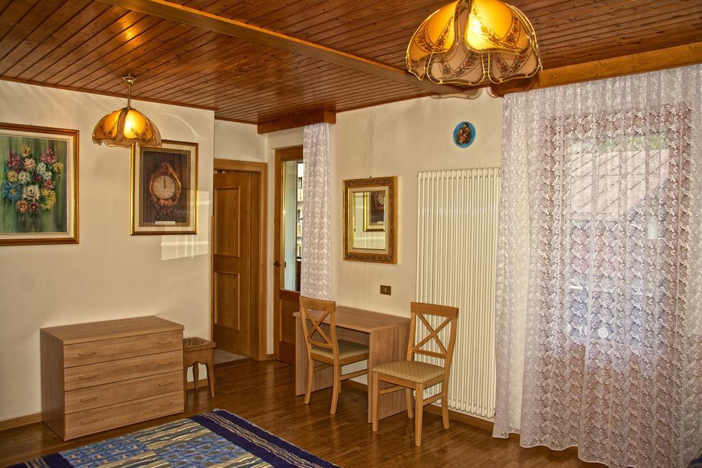 Albergo Ristorante Iris Auronzo di Cadore Room photo