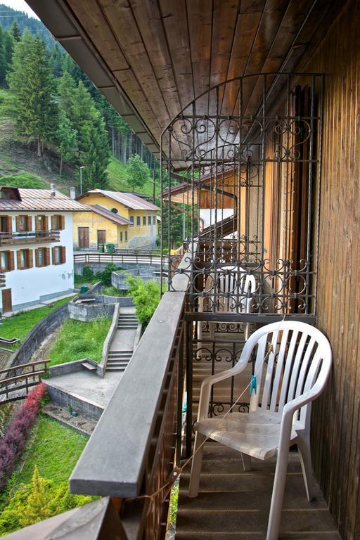 Albergo Ristorante Iris Auronzo di Cadore Exterior photo