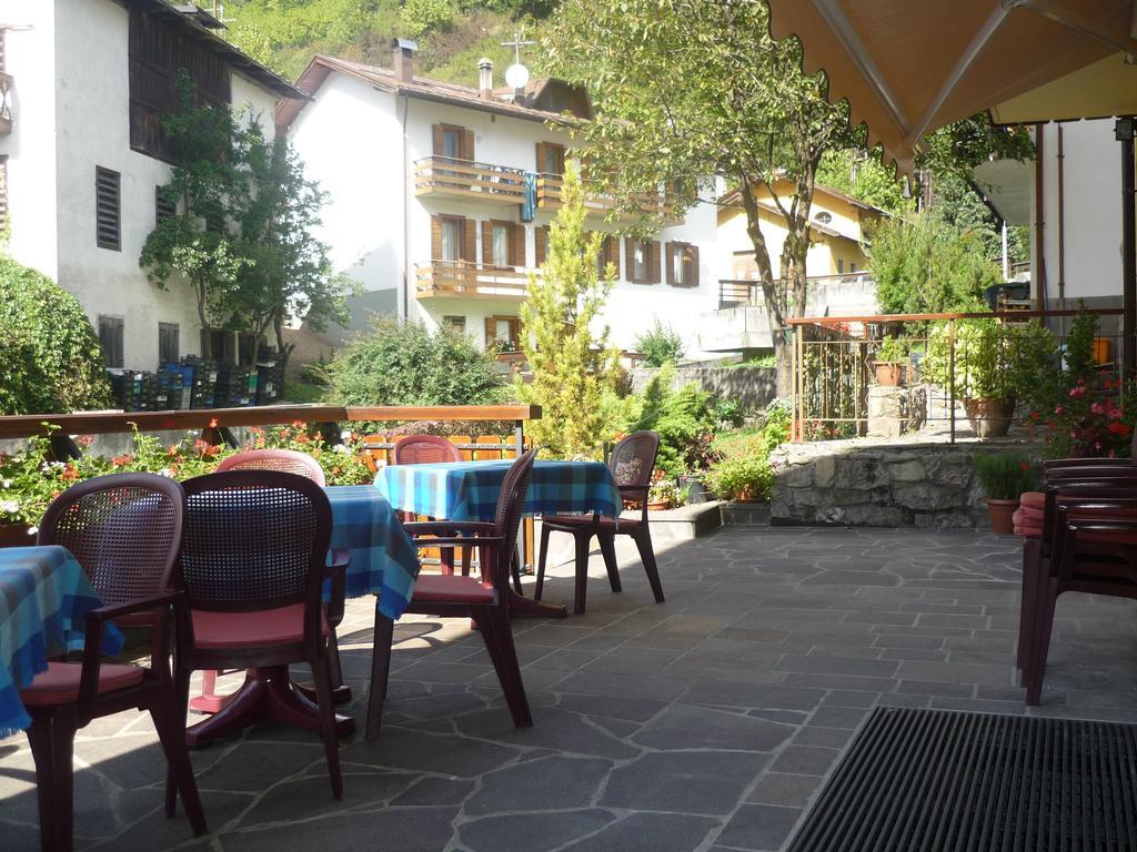 Albergo Ristorante Iris Auronzo di Cadore Exterior photo