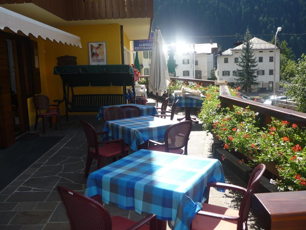 Albergo Ristorante Iris Auronzo di Cadore Exterior photo