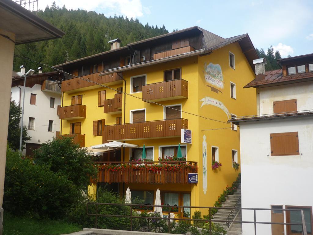 Albergo Ristorante Iris Auronzo di Cadore Exterior photo